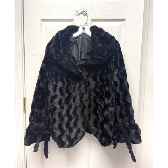 Black Short Faux-Fur Jacket - Made in Italy, No Brand Vintage Style Women’s L - Picture 1 of 8
